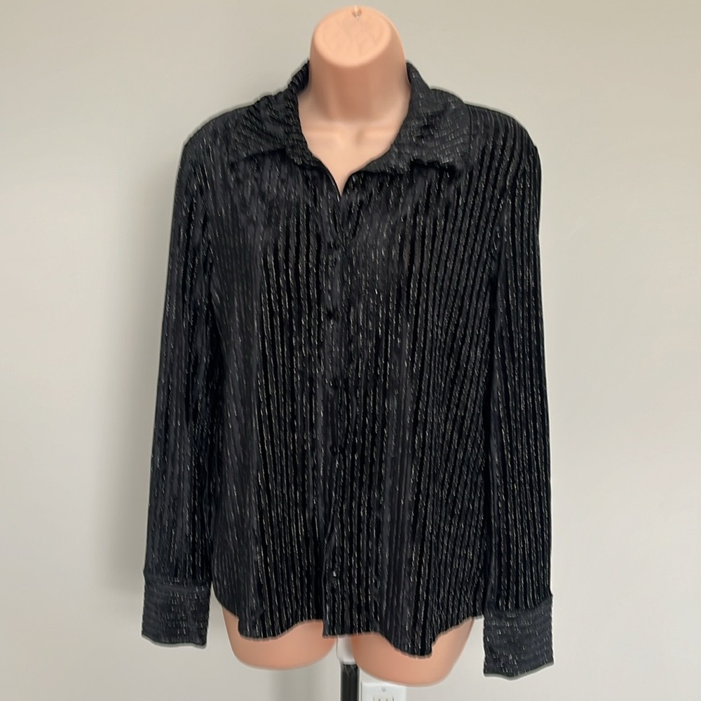 NWT- House of Harlow 1960 - Black Blouse Size M